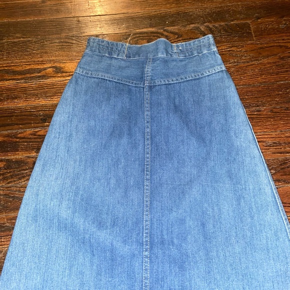 A line Denim Skirt - Picture 9 of 9
